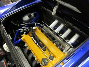 Cramped engine bay limits trumpet lengths...