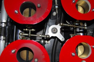 with an un-balanced Throttle linkage